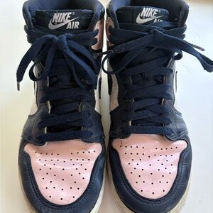 Nike Air Jordan 1 Retro High OG ‘Bubble Gum'